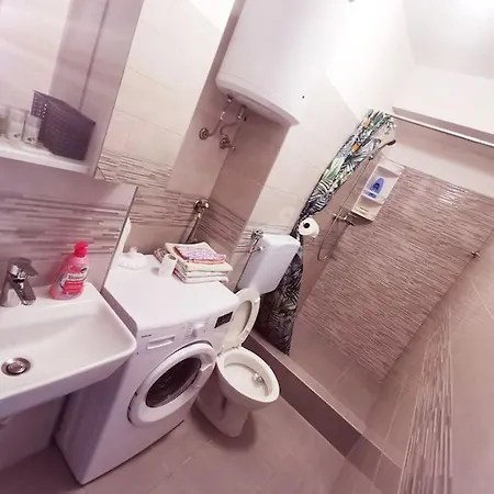 Highway Cheap Apartment! Klis